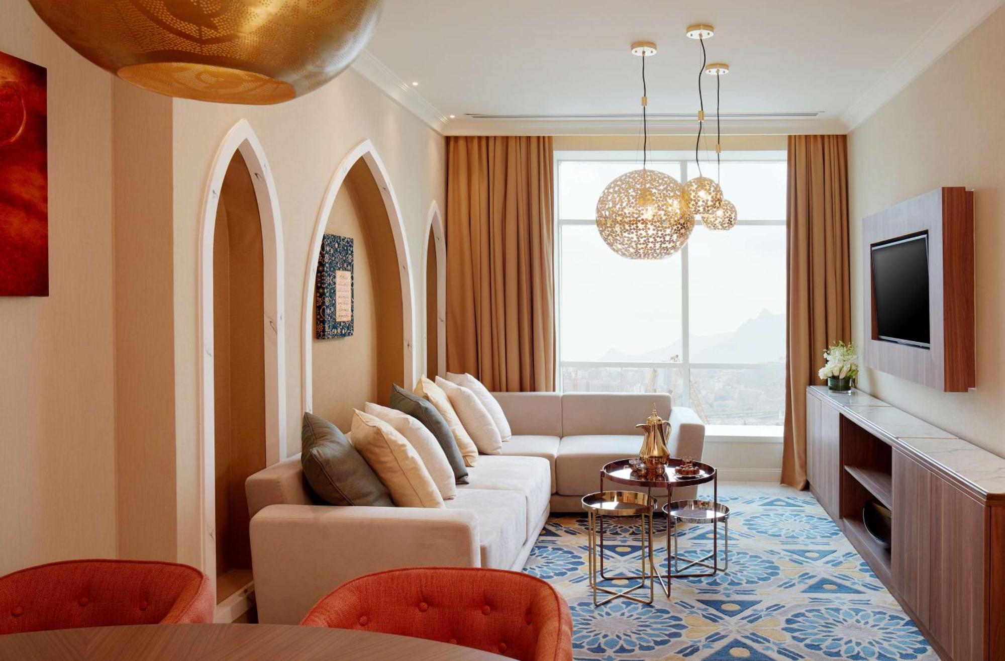 Отель Tilal Jabal Al Kabah Мекка Экстерьер фото Living room
