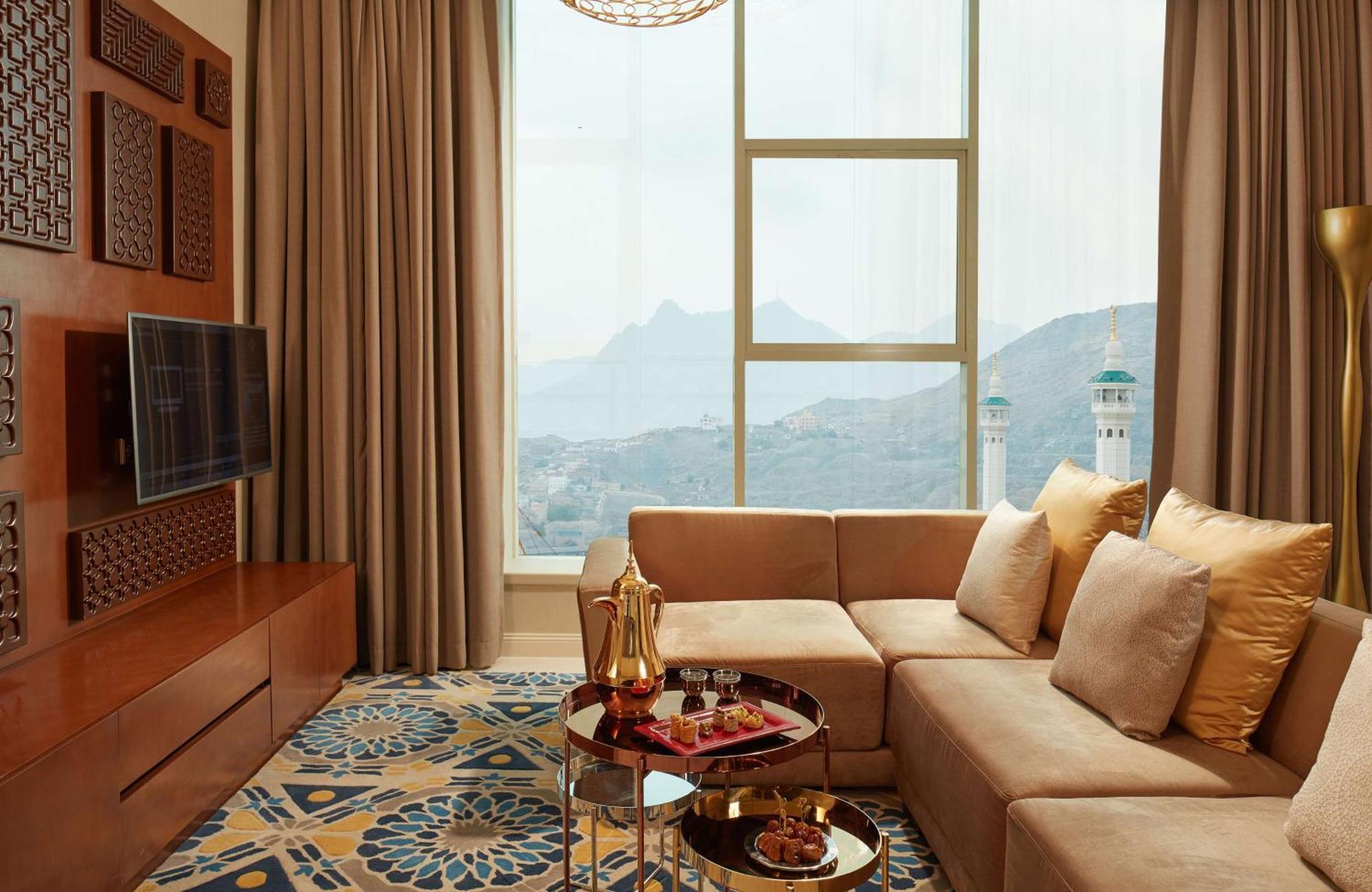 Отель Tilal Jabal Al Kabah Мекка Экстерьер фото Living room