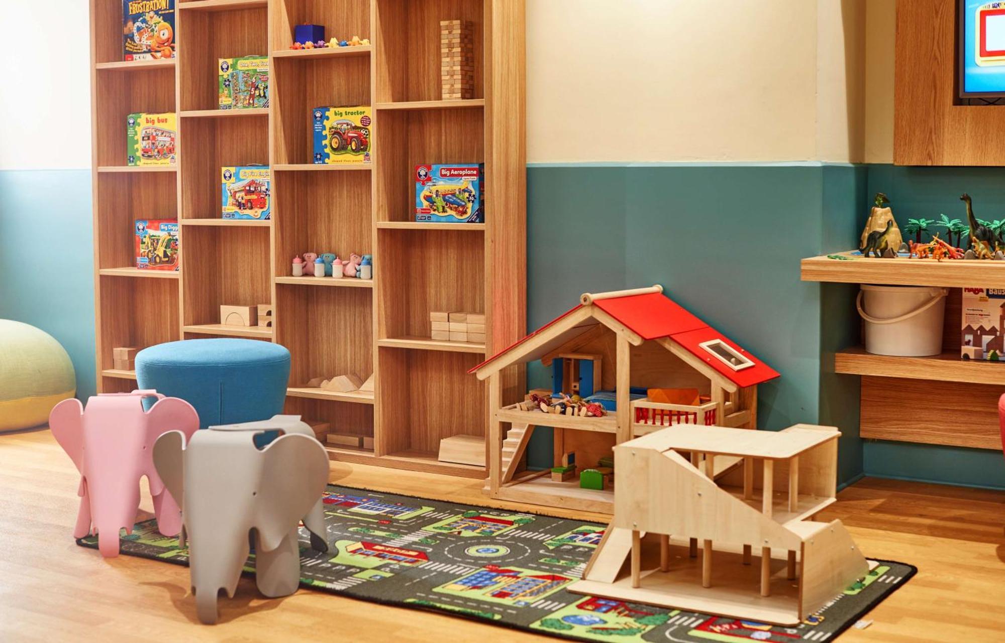 Отель Tilal Jabal Al Kabah Мекка Экстерьер фото A Montessori classroom